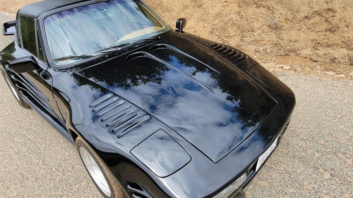 Porsche-911-1977-2