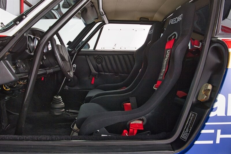 Porsche-911-1977-20