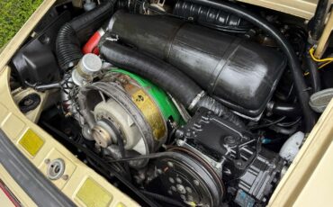 Porsche-911-1977-20