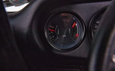 Porsche-911-1977-24