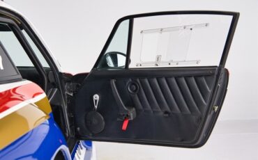 Porsche-911-1977-32