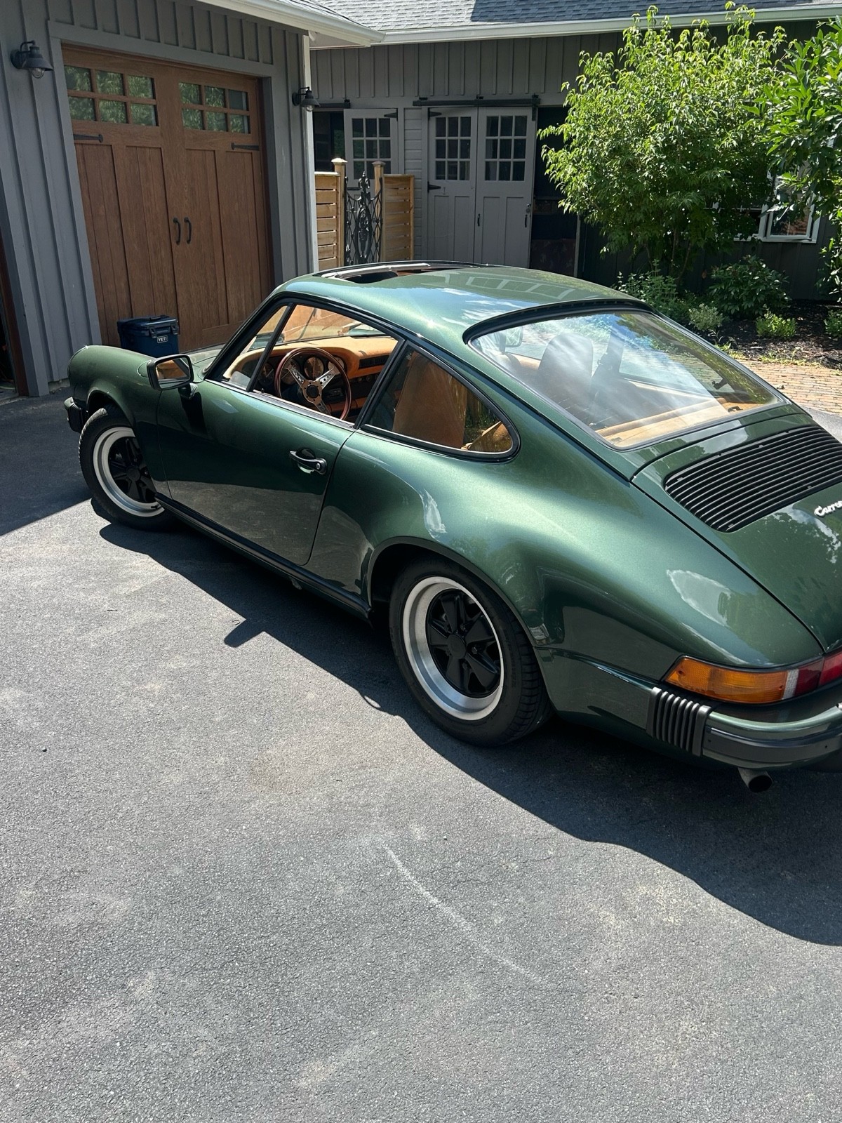 Porsche-911-1977-5