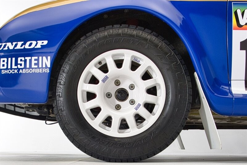 Porsche-911-1977-7