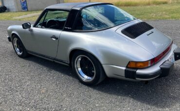 Porsche-911-1977-Targa-4