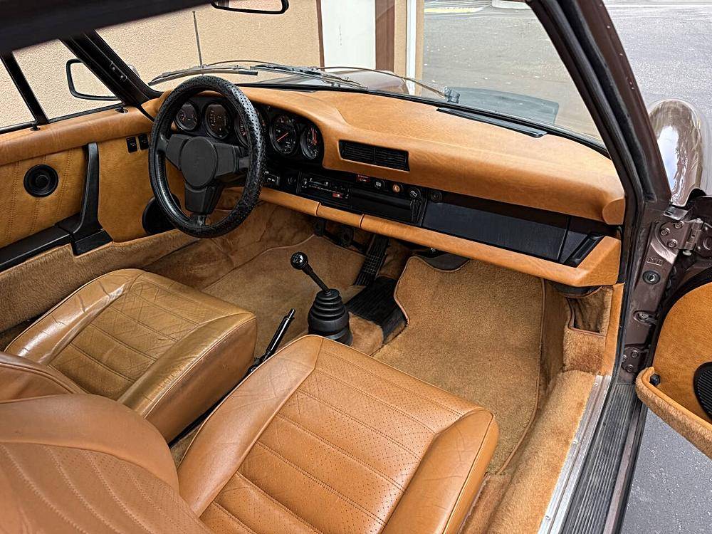 Porsche-911-1977-brown-5
