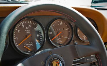 Porsche-911-1978-Coupe-19