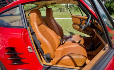 Porsche-911-1978-Coupe-22