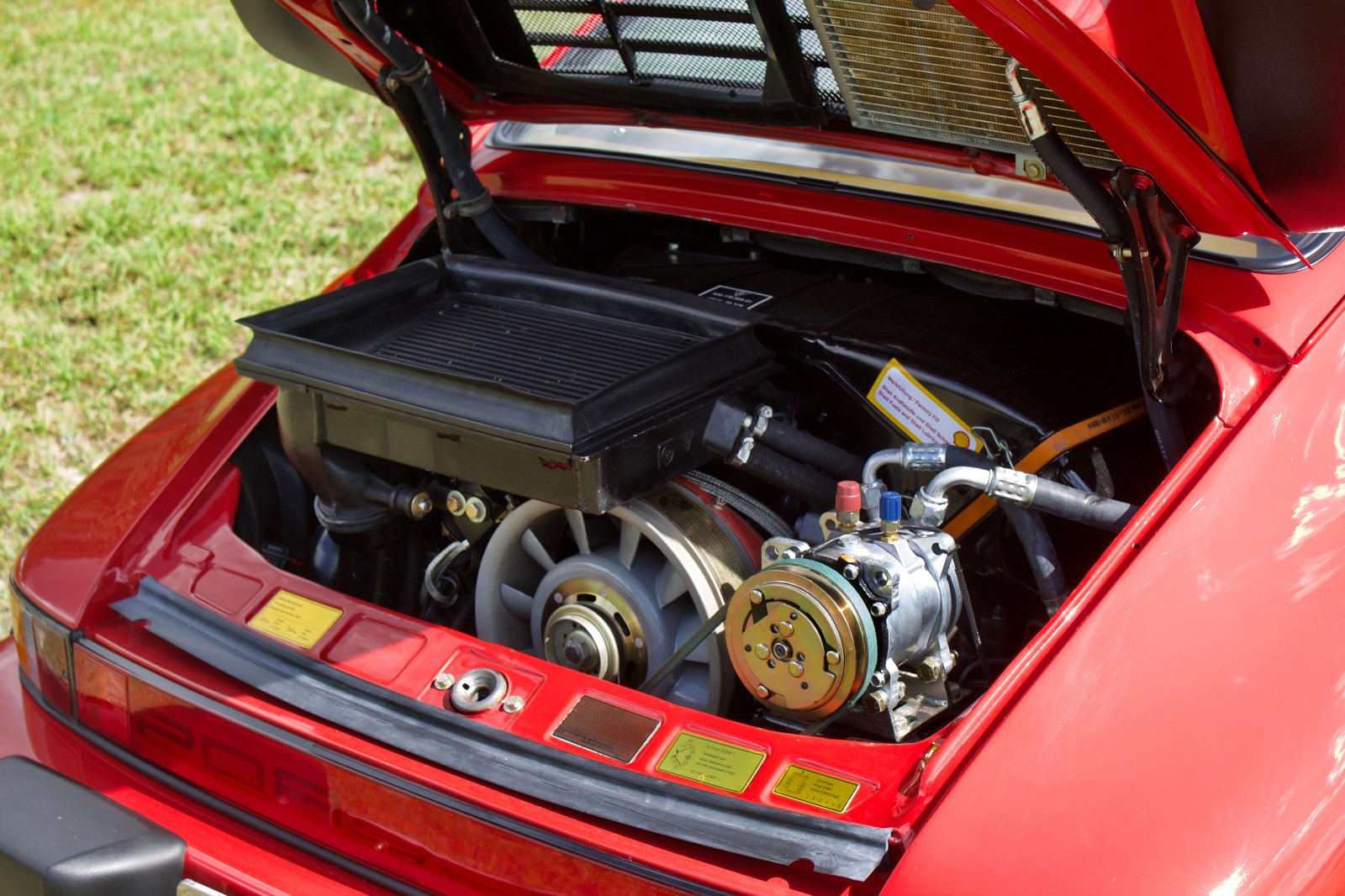 Porsche-911-1978-Coupe-24