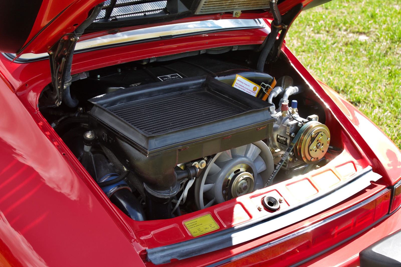 Porsche-911-1978-Coupe-26