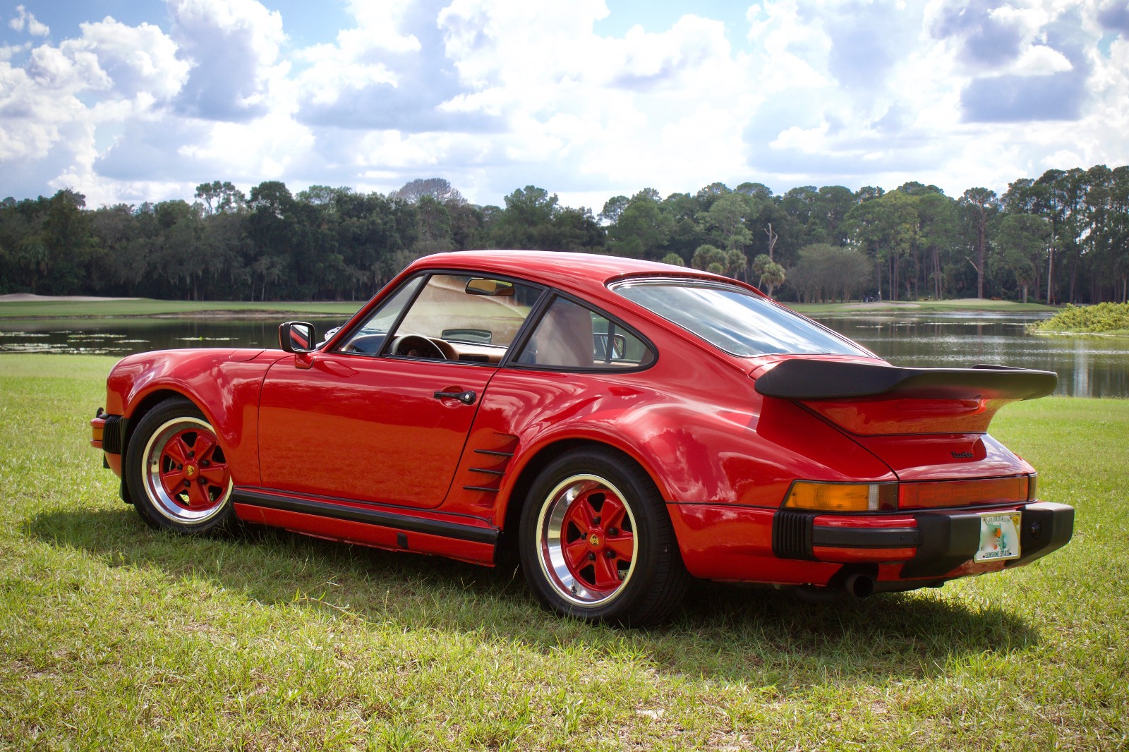 Porsche-911-1978-Coupe-8