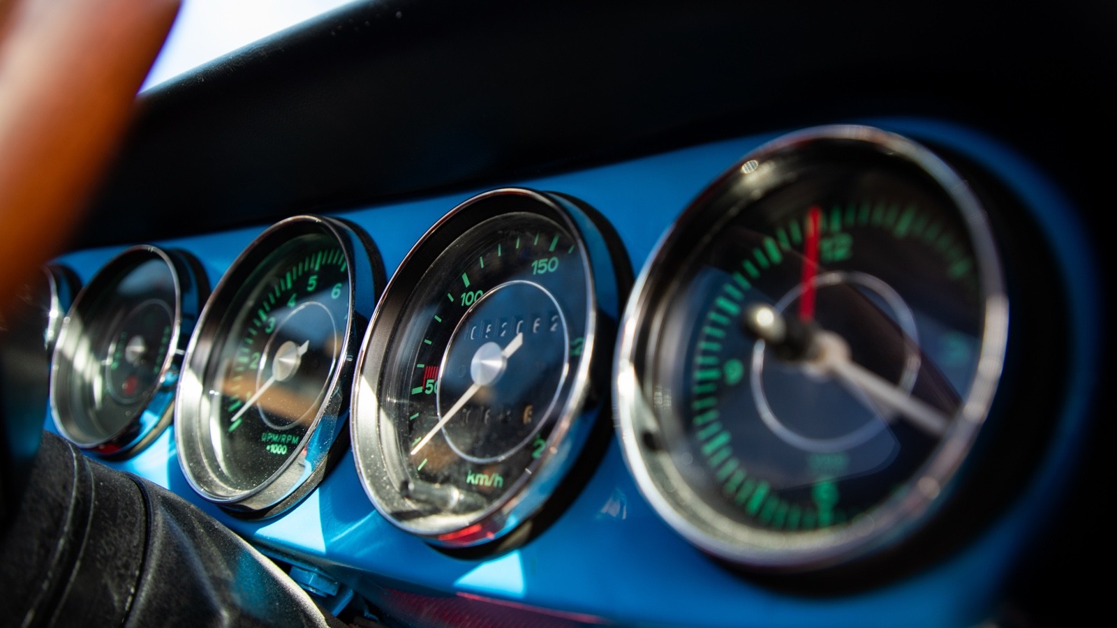Porsche-911-1980-14