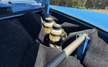 Porsche-911-1980-22