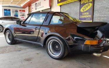 Porsche-911-1980-4