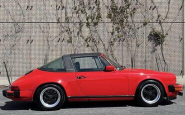 Porsche-911-1981-red-4
