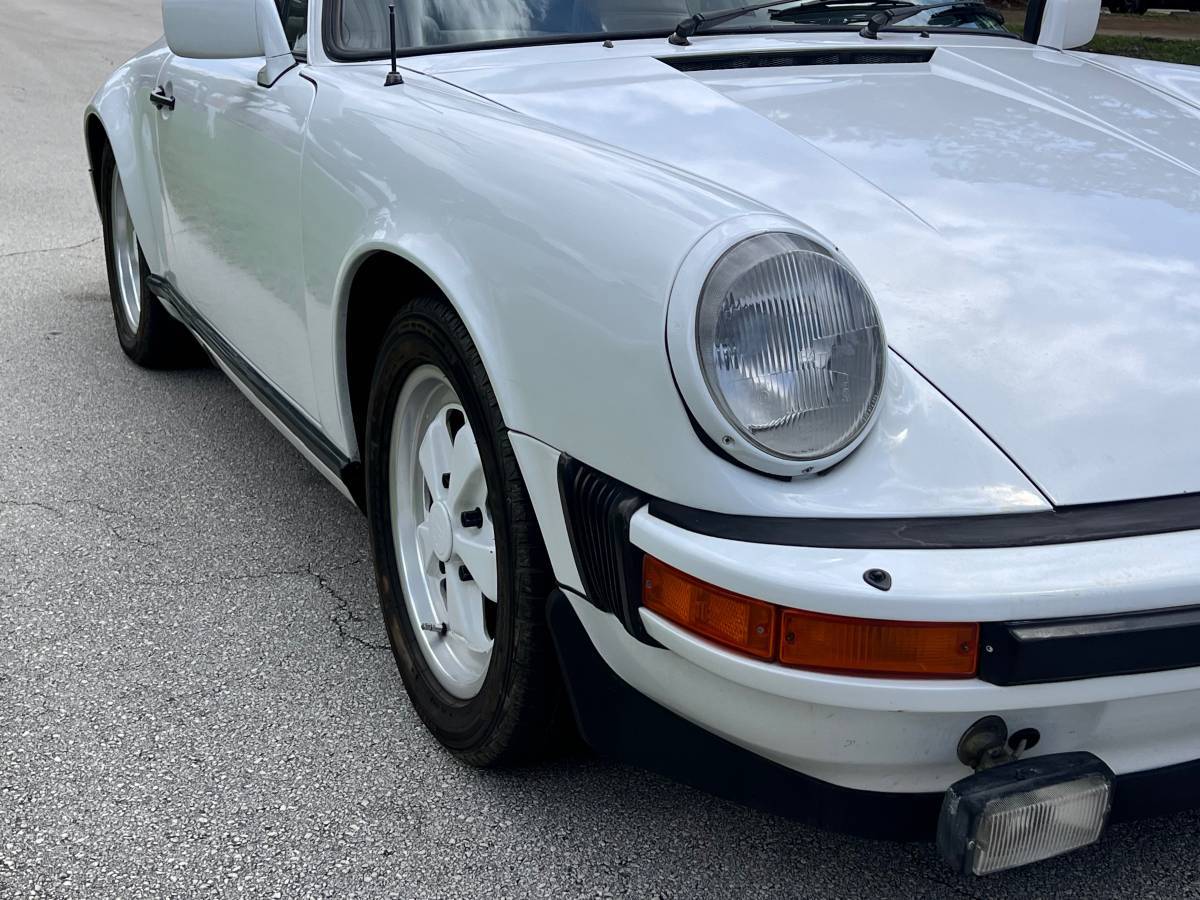 Porsche-911-1981-white-15