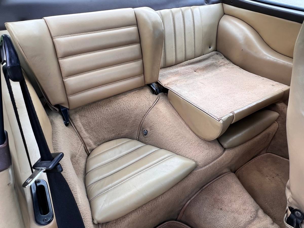 Porsche-911-1981-white-4