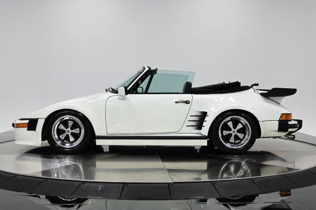 Porsche-911-1983-Convertible-1