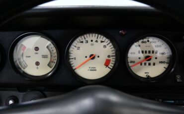 Porsche-911-1983-Convertible-19