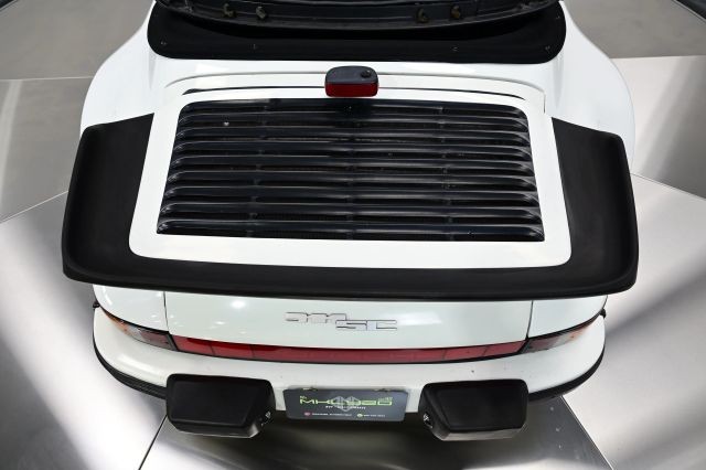 Porsche-911-1983-Convertible-23