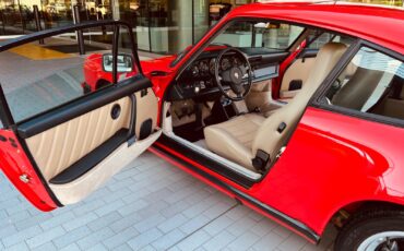 Porsche-911-1983-Coupe-13