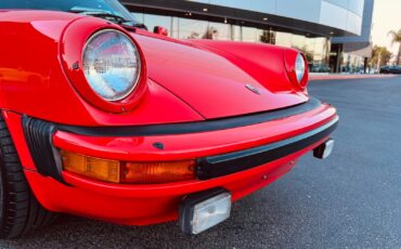 Porsche-911-1983-Coupe-19