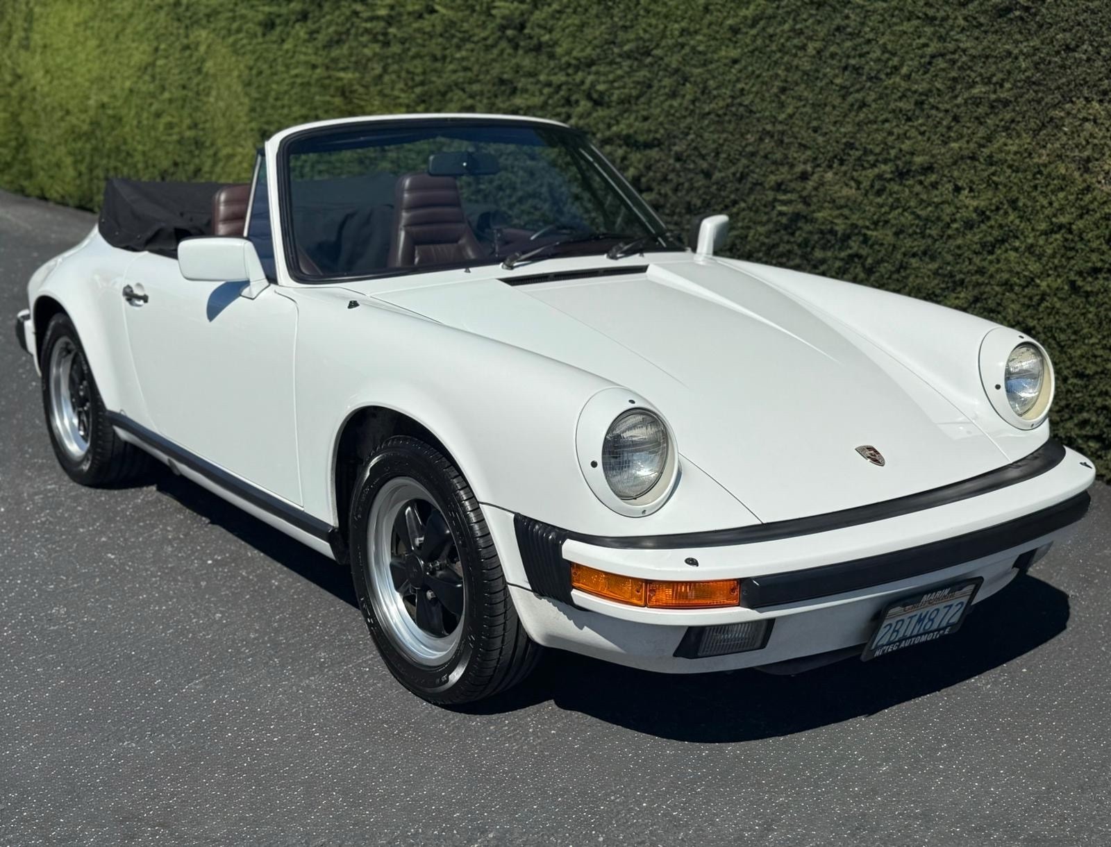 Porsche-911-1984-1