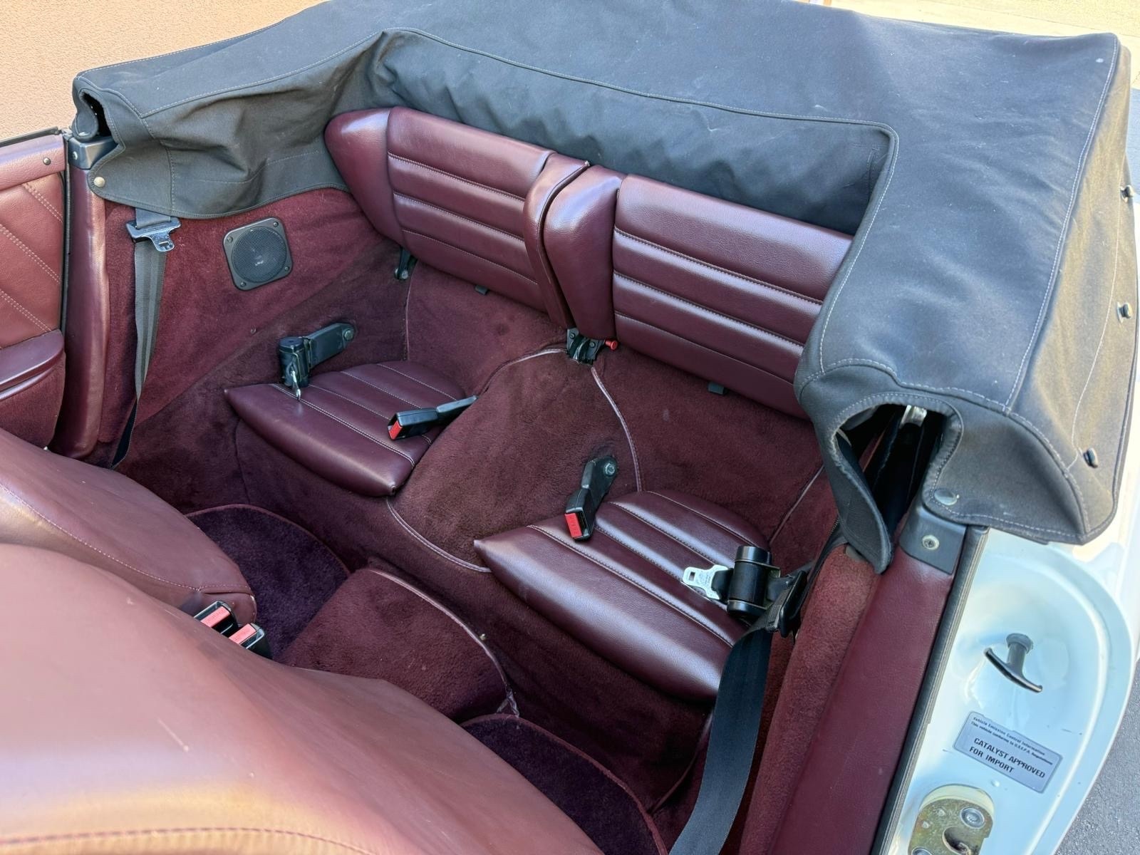 Porsche-911-1984-11