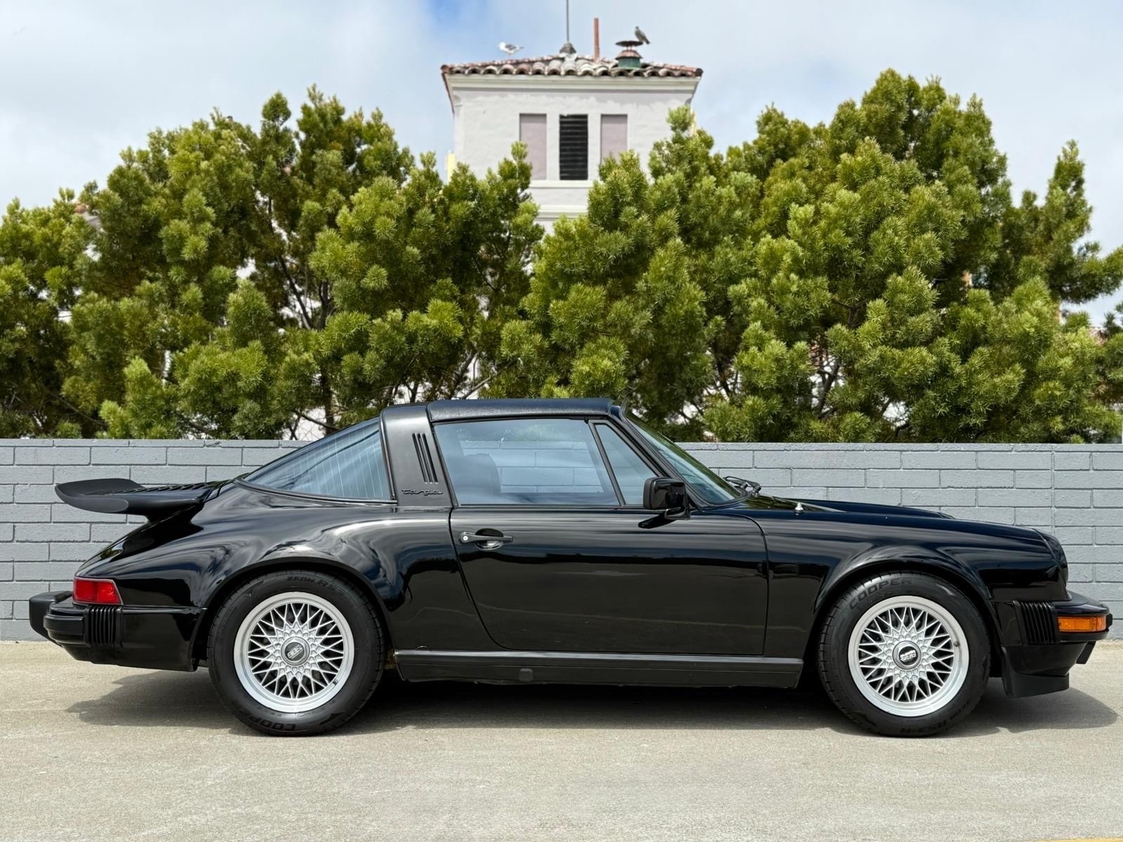 Porsche-911-1984-4