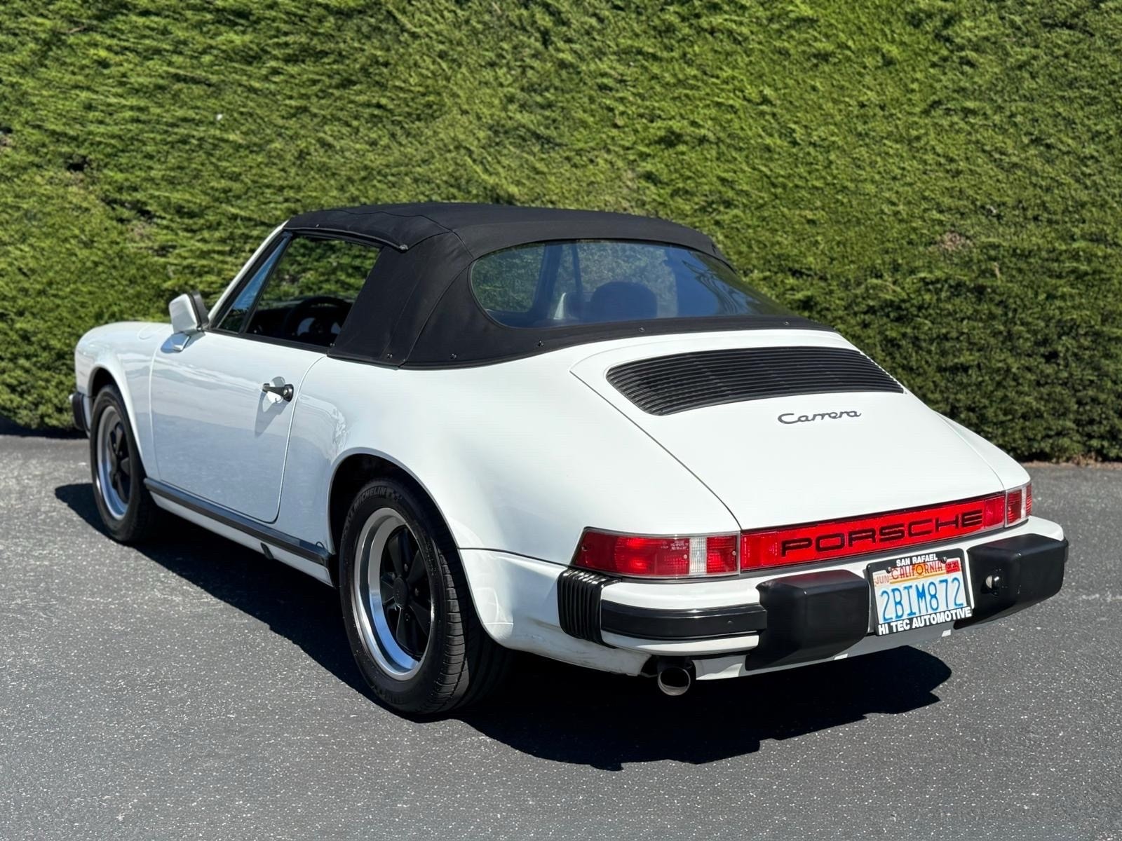 Porsche-911-1984-5