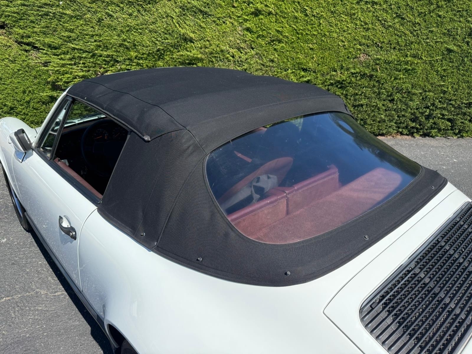 Porsche-911-1984-8
