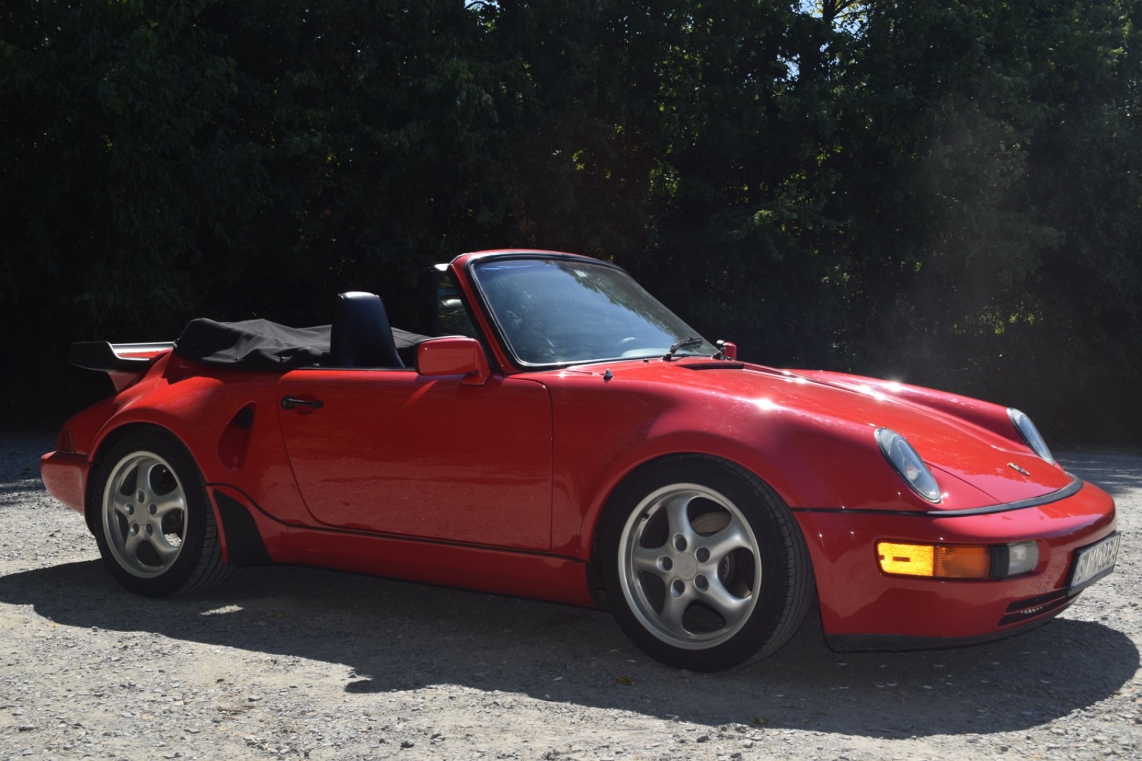 Porsche-911-1984-Convertible-10