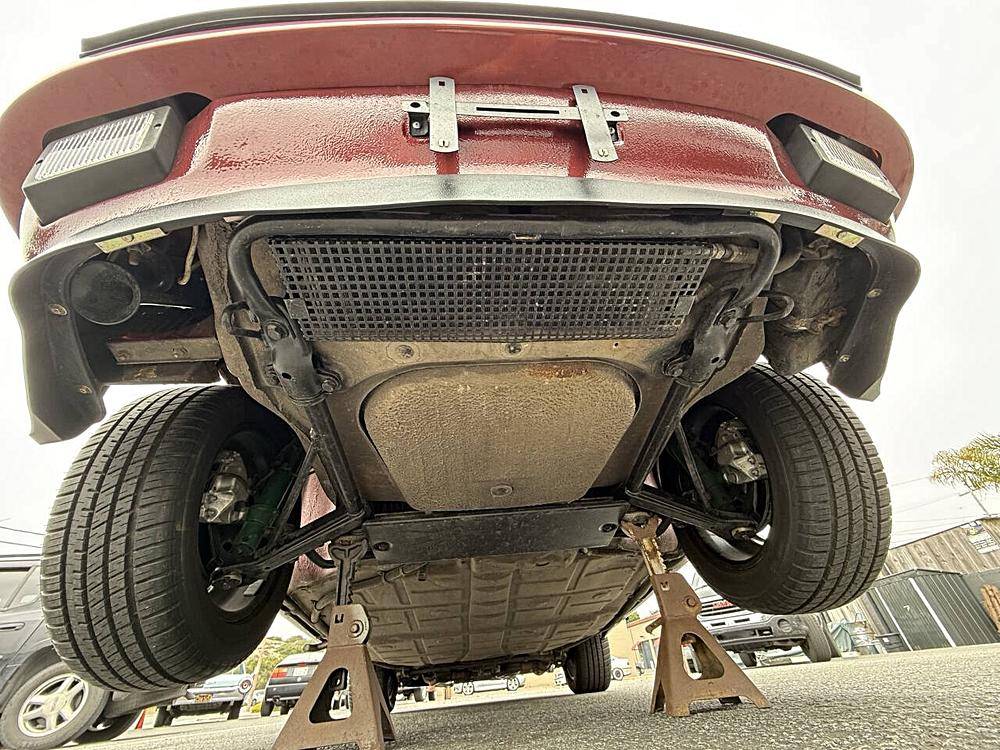 Porsche-911-1984-custom-10
