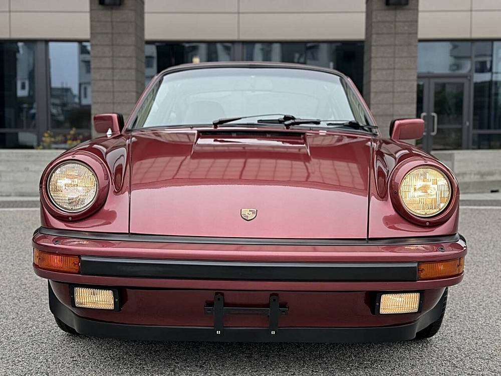 Porsche-911-1984-custom-17