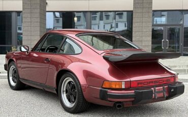Porsche-911-1984-custom-22