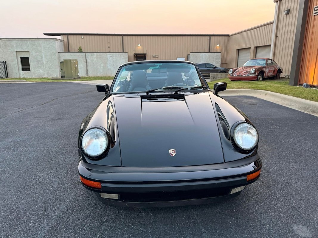 Porsche-911-1985-10