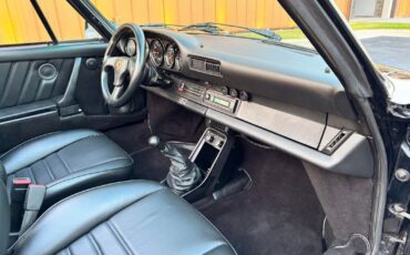 Porsche-911-1985-31