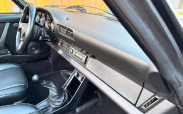 Porsche-911-1985-36