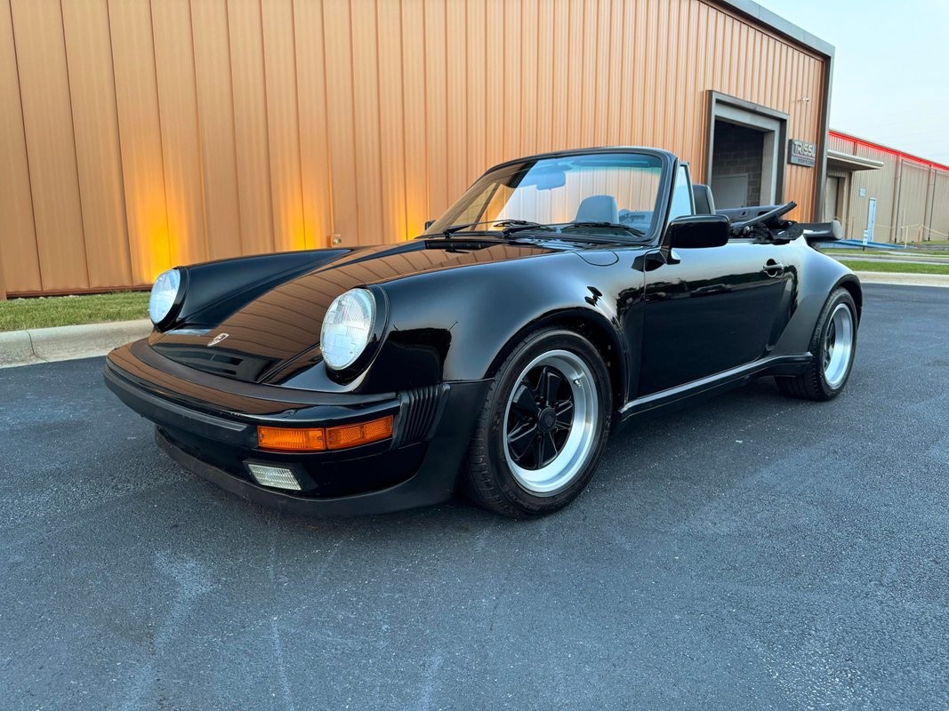 Porsche-911-1985-5