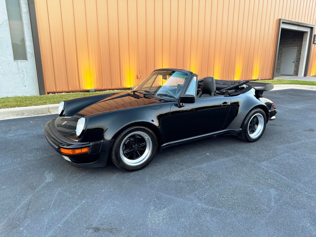 Porsche-911-1985-6