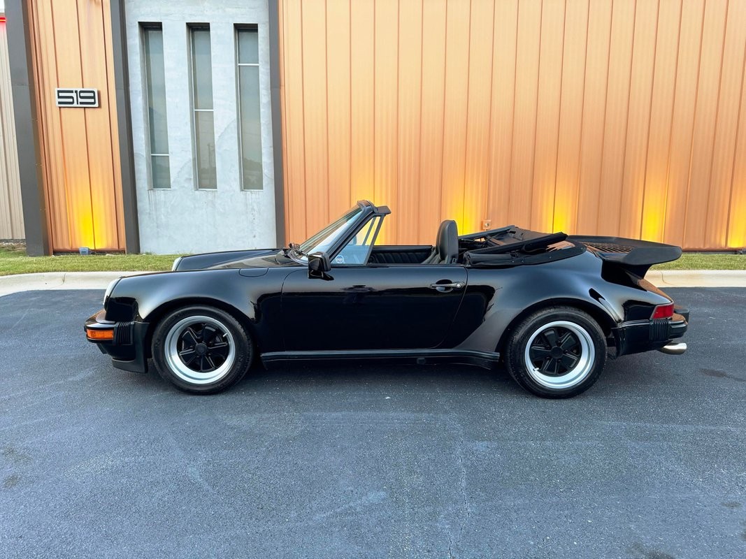 Porsche-911-1985-7