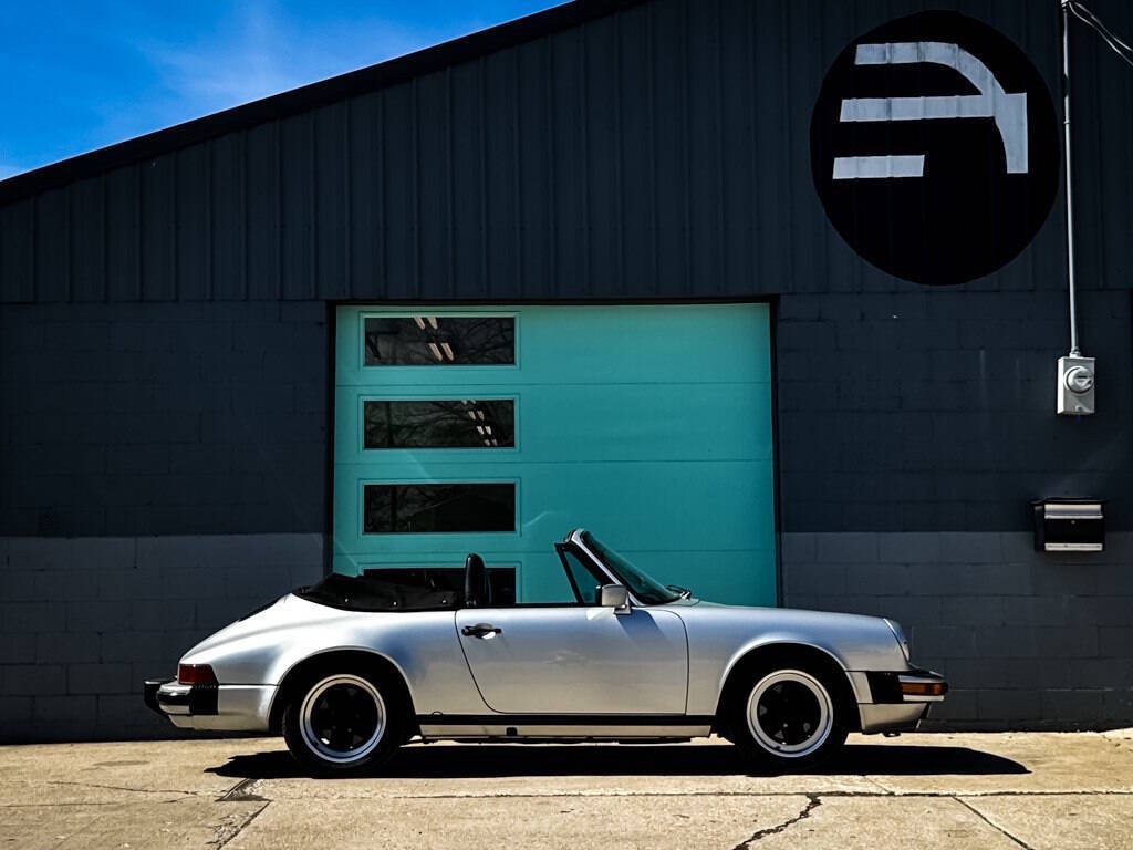 Porsche-911-1985-Convertible-14