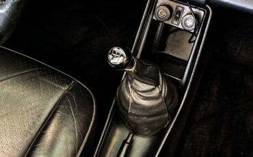 Porsche-911-1985-Convertible-36