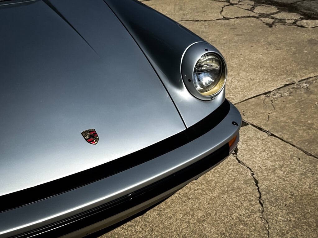Porsche-911-1985-Convertible-7