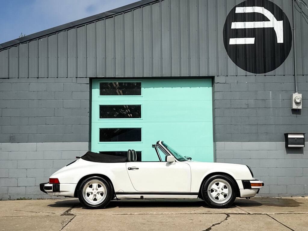 Porsche-911-1986-Convertible-11