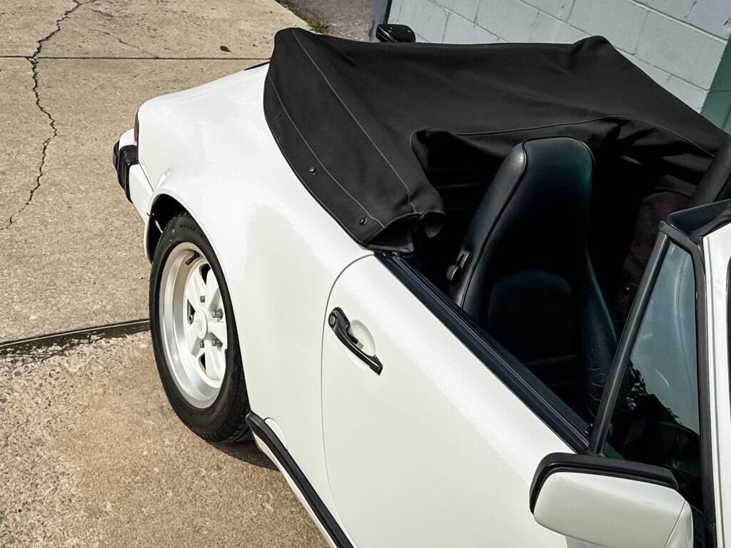 Porsche-911-1986-Convertible-17