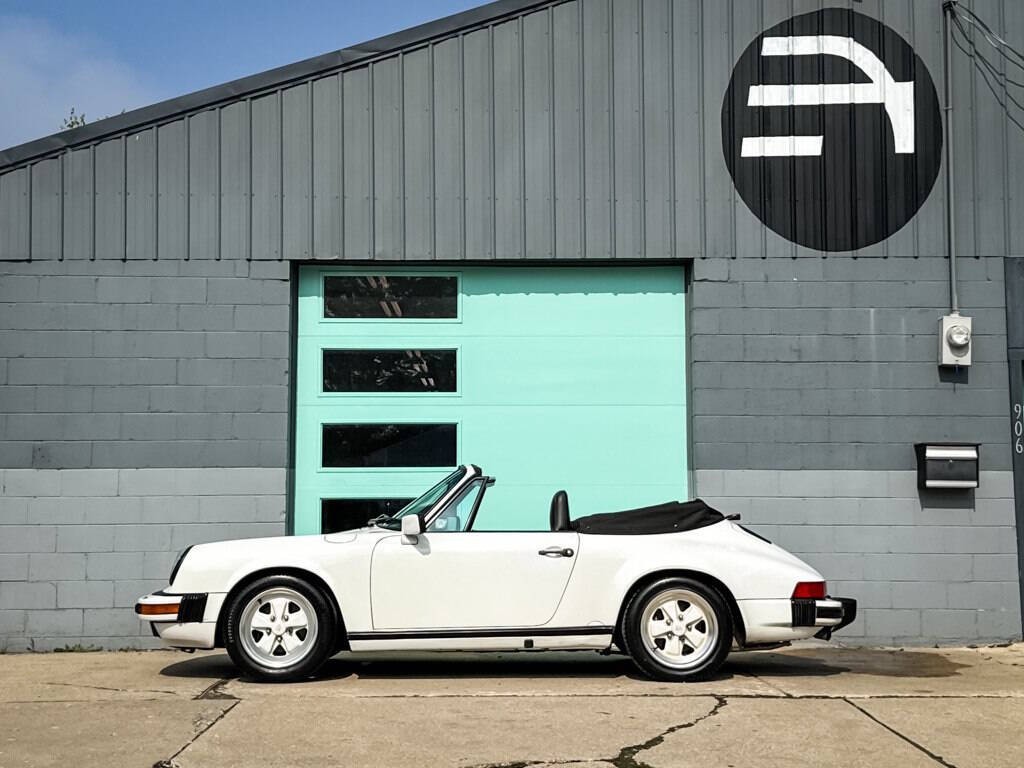 Porsche-911-1986-Convertible-2