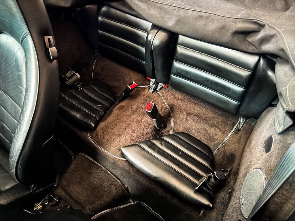 Porsche-911-1986-Convertible-22