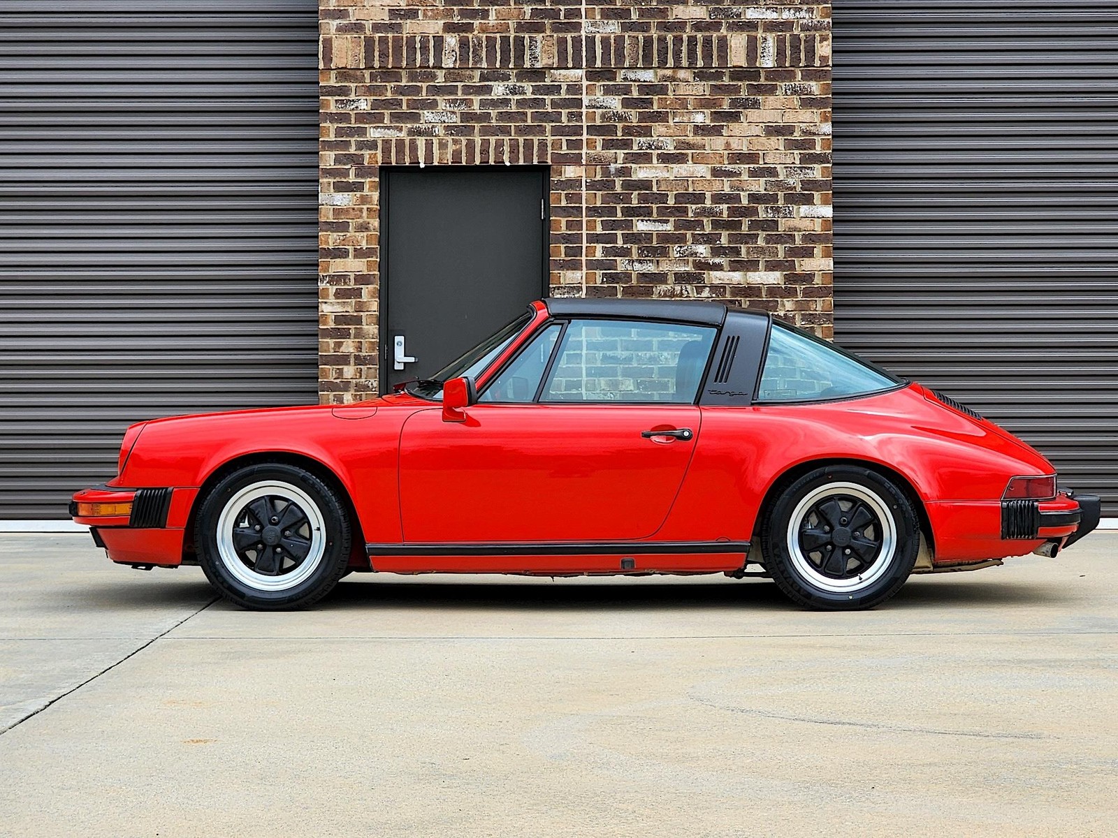 Porsche-911-1986-Targa-1