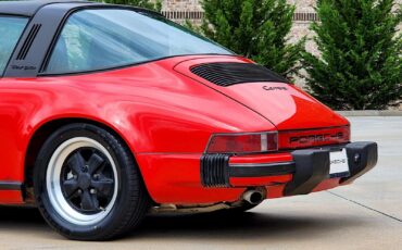 Porsche-911-1986-Targa-10