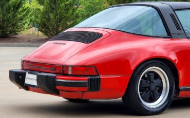 Porsche-911-1986-Targa-17
